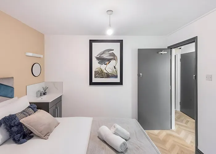 8Br Gem In Prime Location Perfect For Group Stays