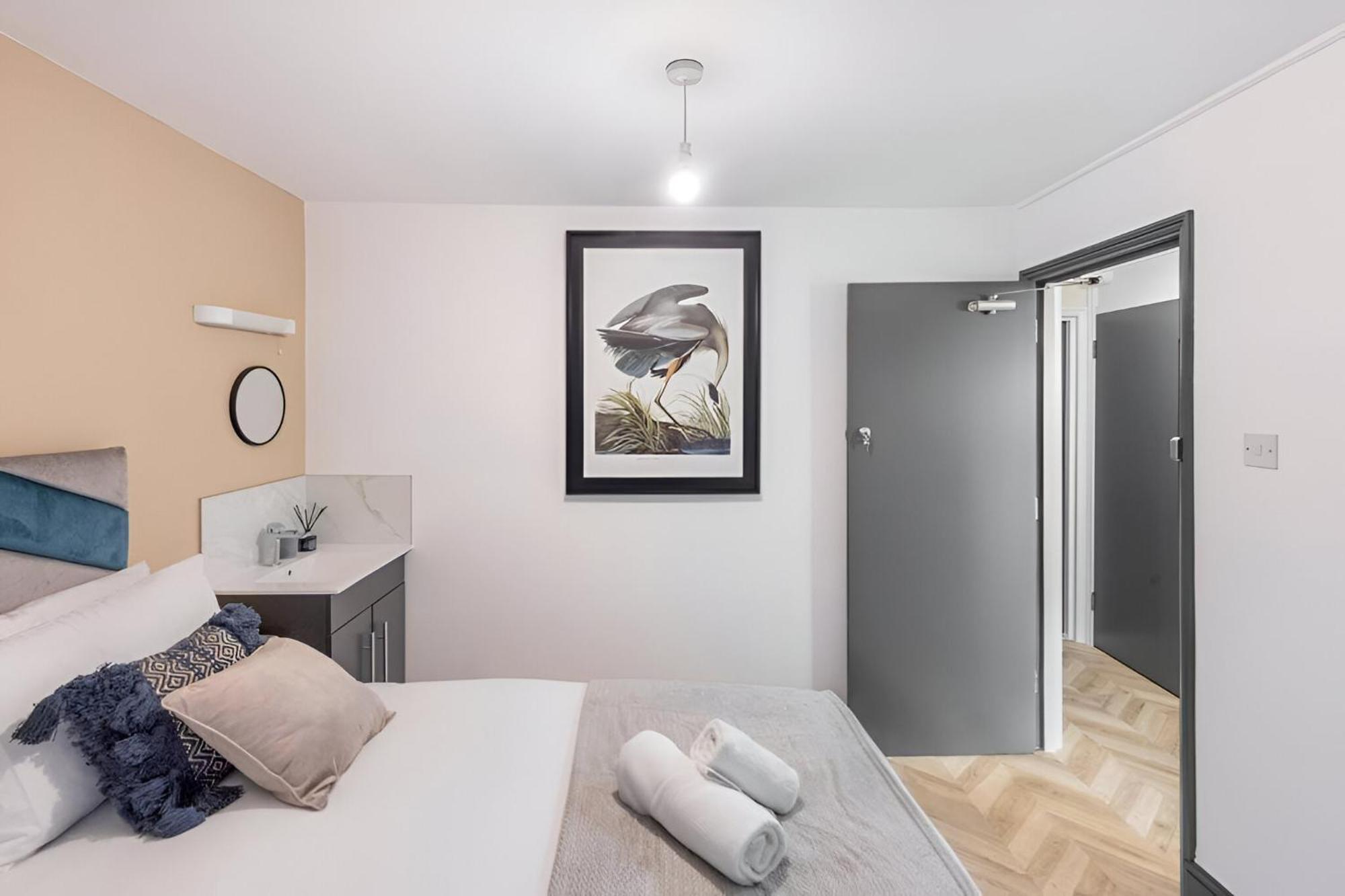 8br Gem In Prime Location Perfect For Group Londra